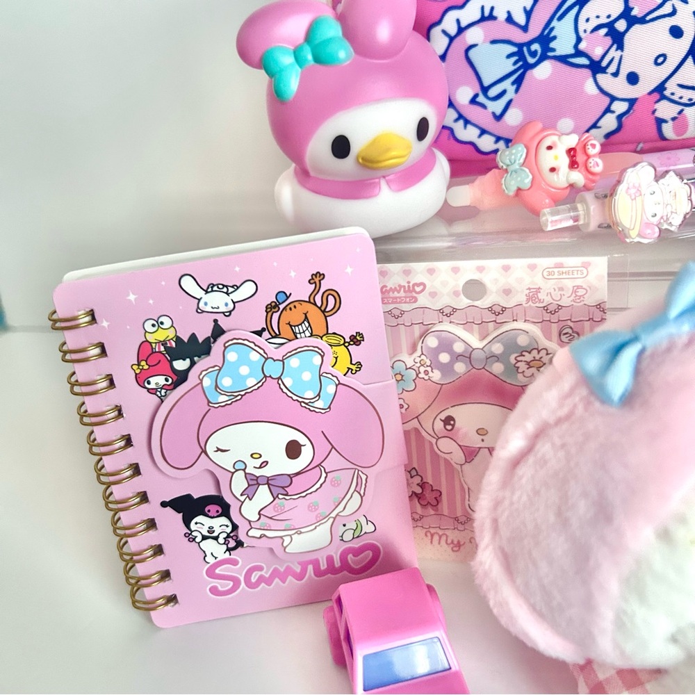 🩷(MY320) My Melody Adorable 11-Piece Pencil Case Bundle! - Picture 3 of 7